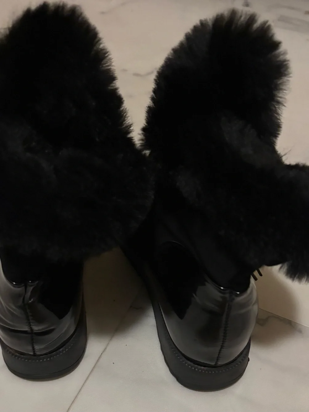 Kids Black Fur-Trim Snow Boots(Read full description)